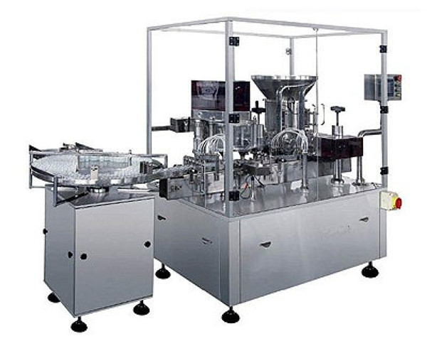 乾燥粉末射出充填機